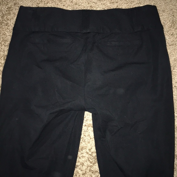 Dress pants - Picture 3 of 3